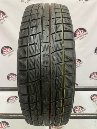 Yokohama Ice Guard IG30 215/65 R16 98Q