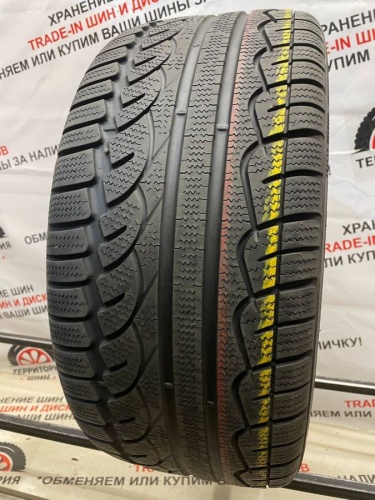 Kumho I'Zen XW KW17 RFT R17 245/45