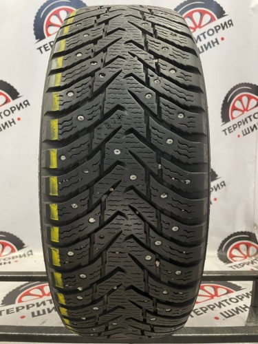 Nokian Tyres Hakkapeliitta 8 SUV 215/60 R17