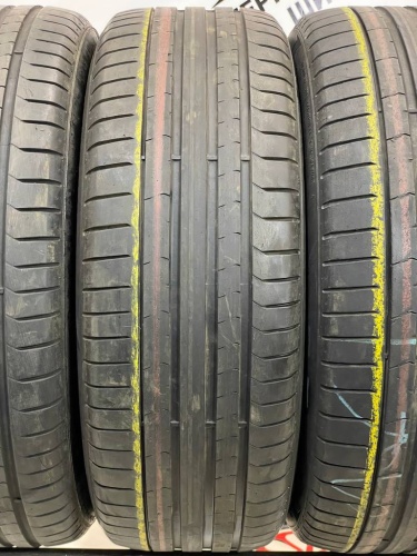 Pirelli P Zero R18	225/50