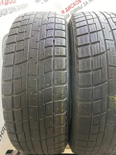 Yokohama Ice Guard IG30 R17 215/50