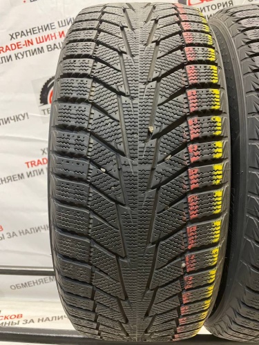 Hankook Winter I'Cept IZ2 R16	205/55