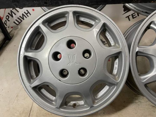 Литые Toyota  R15 5x114/3/60,1/ET50/J6