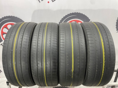 Yokohama Advan V61 R18 235/60