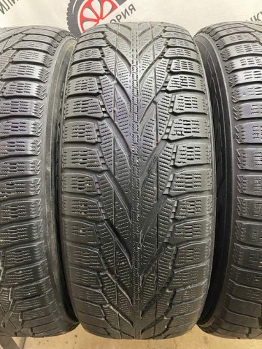 Nokian Hakkapeliitta R2 SUV R17 235/65
