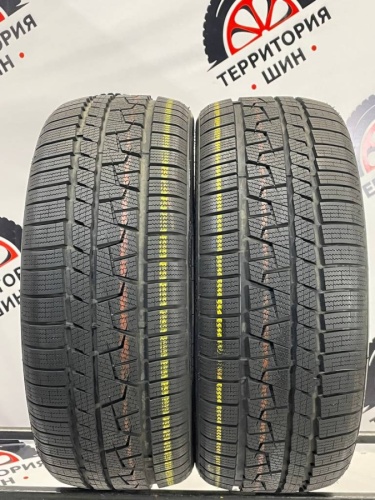 RoyalBlack RoyalWinter UHP R18	225/45