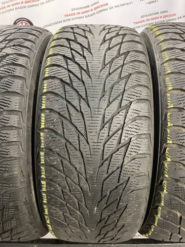 Nokian Hakkapeliitta R2 R17	235/55