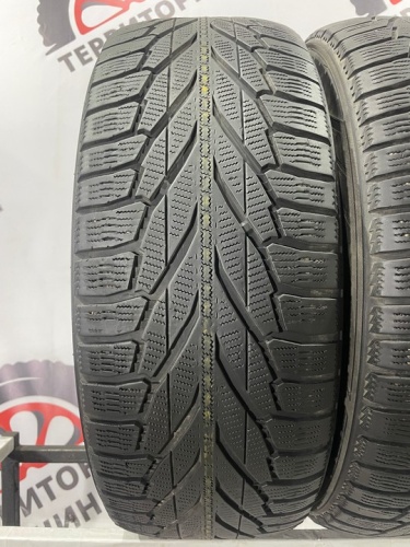 Nokian Tyres Hakkapeliitta R2 SUV RFT R17 225/60