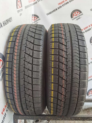 Bridgestone Blizzak VRX R16 205/65