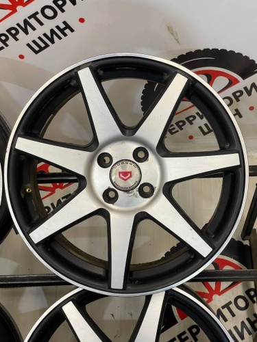 Литье VESTA R17	4*100 ЦО60,1	ЕТ42 7J