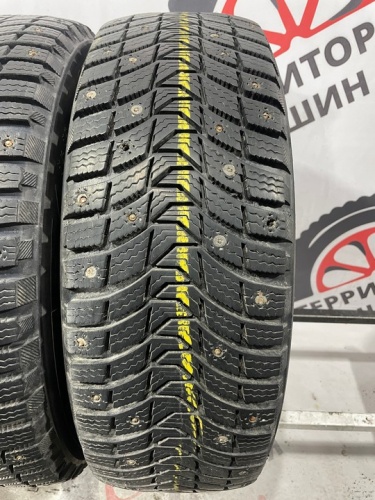 Michelin X-Ice North 3 R16 215/60