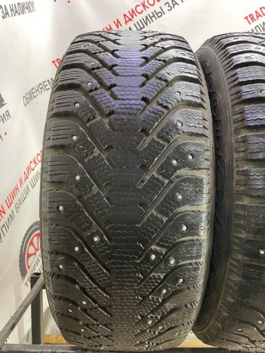 Goodyear UltraGrip 500 R17 235/55