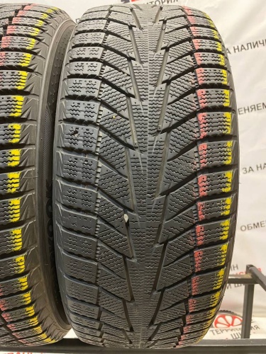 Hankook Winter I'Cept IZ2 R16	205/55