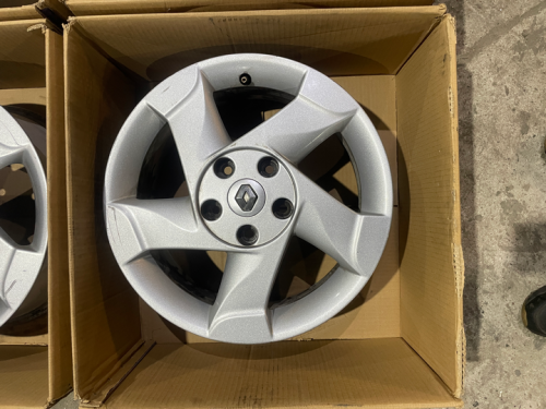 Литые диски Renault  R16 5х114.3 ET50 DIA66.1