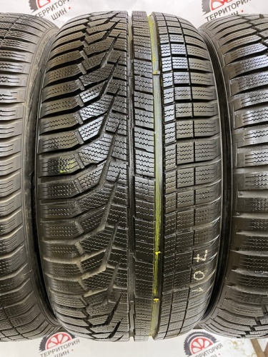 Hankook Winter i*cept evo 2 R18 245/50 104V