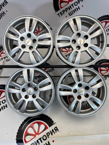 Диски литые Шевроле R 15 5*105 6J  ET 39 ЦО 56,6
