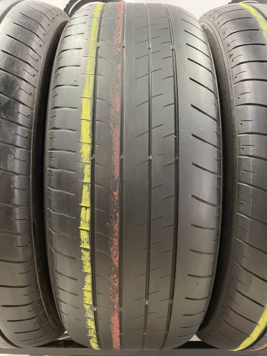 Bridgestone Dueler H/L  R20 235/55