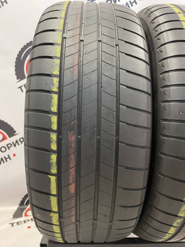 Bridgestone Turanza T005 R17 215/55