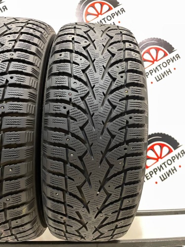 Toyo observe G3-Ice 235/65/17