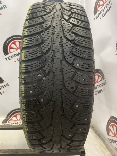 Nokian Nordman 5 215/60 R17