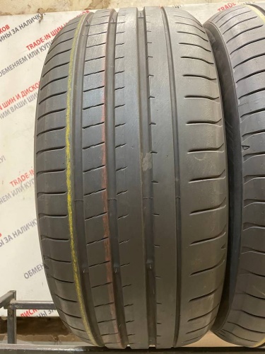 Yokohama Advan Sport V107 R19   245/50