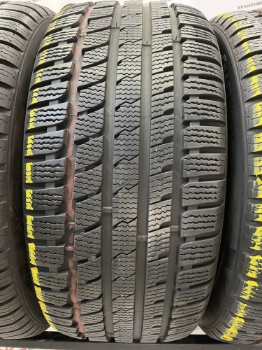 Kumho WinterCraft KW27 R17 245/45