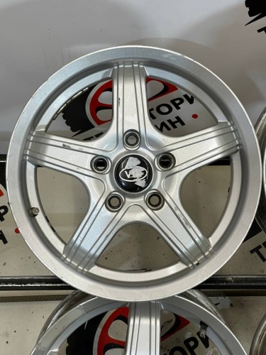 Диски литые КИЯ, Хендай R15 5*114,3 6J  ET38 ЦО 67.1