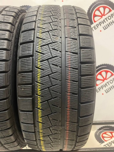 Formula Ice FR 215/45/17