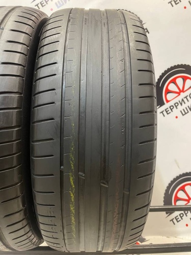 Michelin Pilot Sport 4 suv 235/55/19