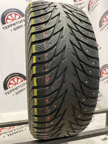 Yokohama iceGuard Stud 225/55 99T R16