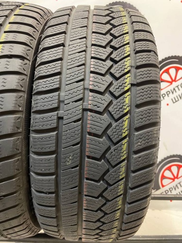 Ovation W-586 R18 245/45