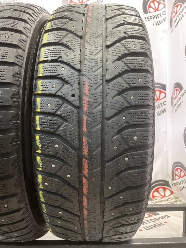 Bridgestone Ice Cruiser 7000 R17	215/60