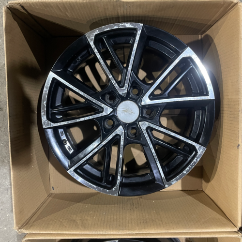 Диски литые R16 5x114.3 60.1 Et45