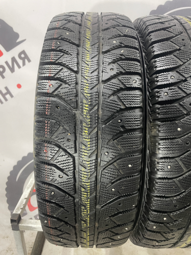 Bridgestone Ice Cruiser 7000 R15 205/70