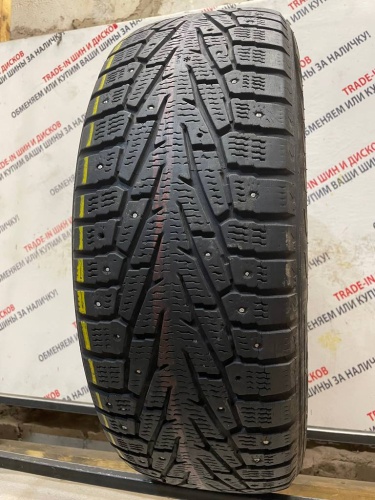 Nokian Tyres Hakkapeliitta 7 R17 235/65