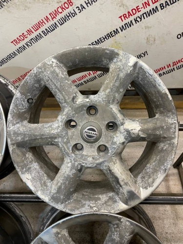 Литье Ниссан  R16	5*114,3	ЦО 66,1	7J	ET40