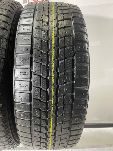 Dunlop SP Winter Ice 01 R18 235/55