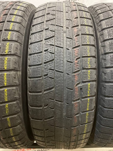 Yokohama Ice Guard IG50  R16	215/65