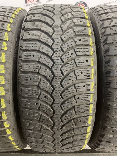 Bridgestone Blizzak Spike-01  R16	205/55