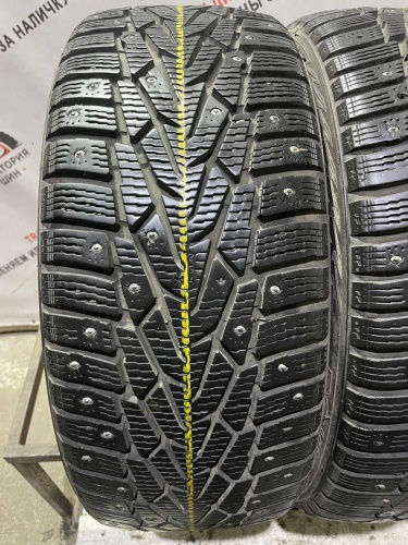 Nokian Tyres Hakkapeliitta 7 R17 215/50