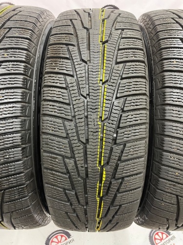 Nokian Hakkapeliitta R 215/65 R16 102R