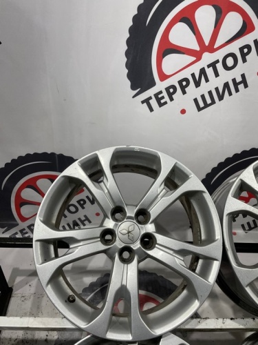 Литые диски R18 5х114,3 ET38 67.1