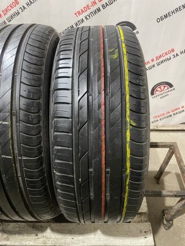 Bridgestone Turanza T001 R18 215/50